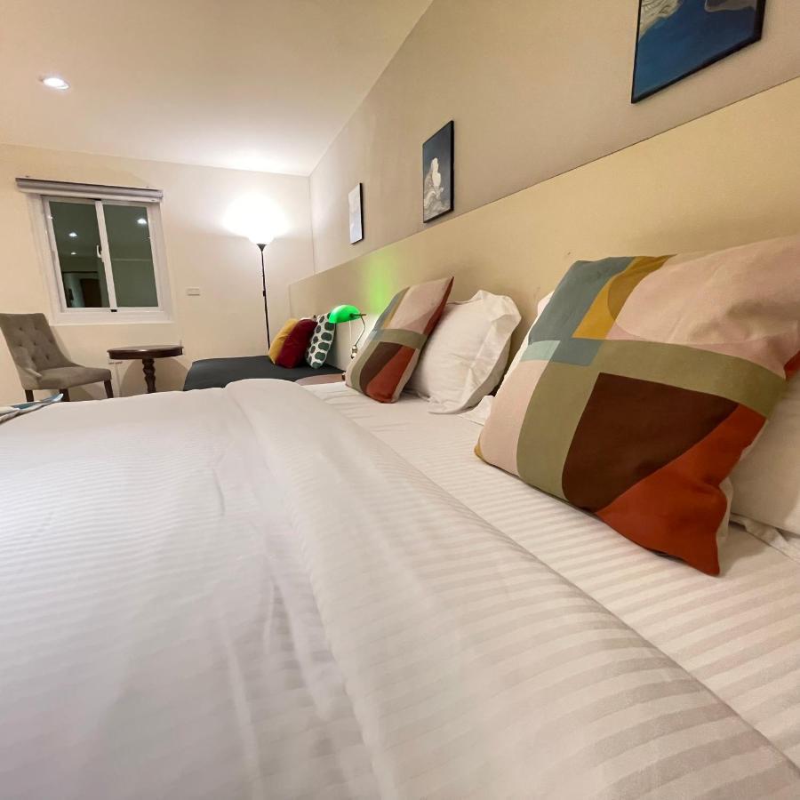 墾丁聚點旅棧 2Ps Hotel エクステリア 写真